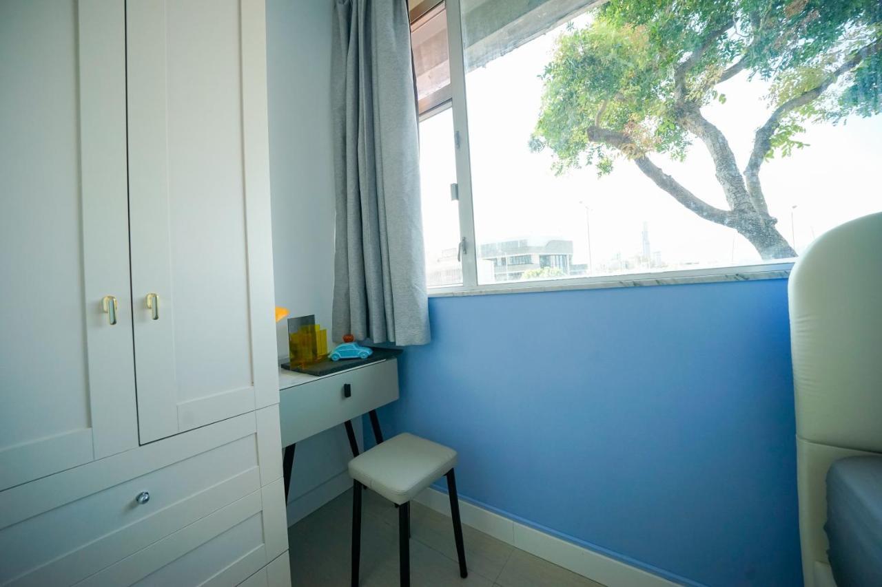 Student - 276 Gloucester Road Asrama Hong Kong